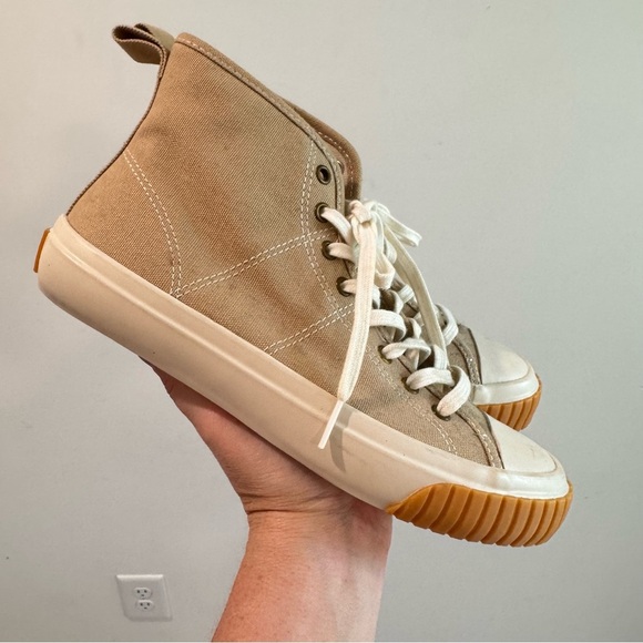 J Crew Classic High Top Canvas Sneaker Size 7 - Picture 2 of 6